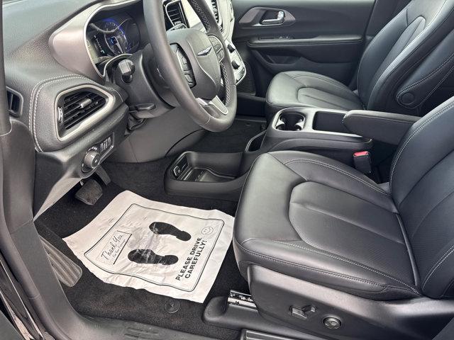 new 2026 Chrysler Pacifica car, priced at $39,333