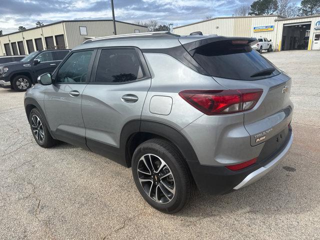 used 2024 Chevrolet TrailBlazer car, priced at $19,877