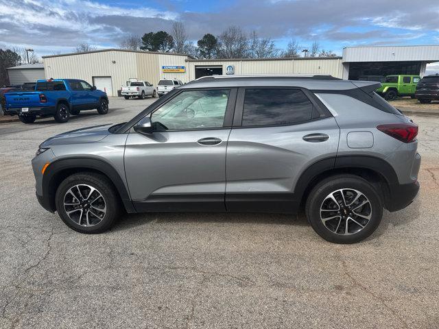 used 2024 Chevrolet TrailBlazer car, priced at $19,877