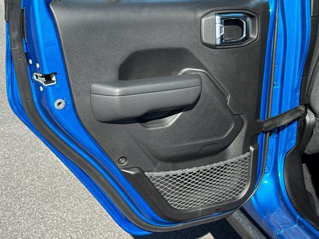 new 2026 Jeep Gladiator car, priced at $38,950