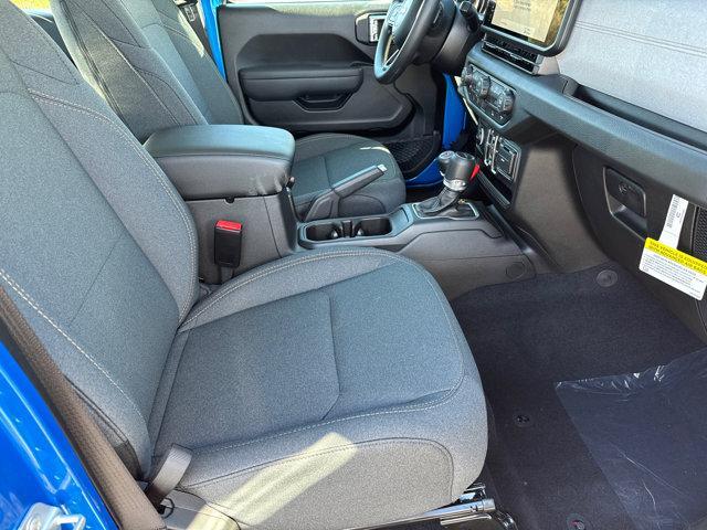 new 2026 Jeep Gladiator car, priced at $38,950