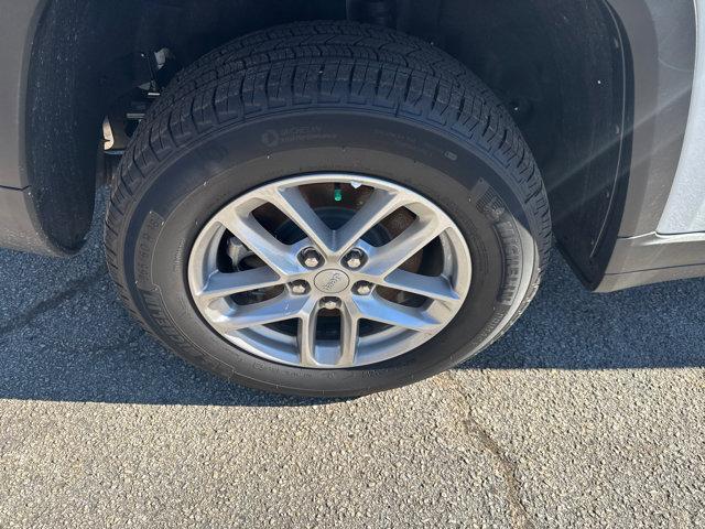 new 2025 Jeep Grand Cherokee L car, priced at $31,030