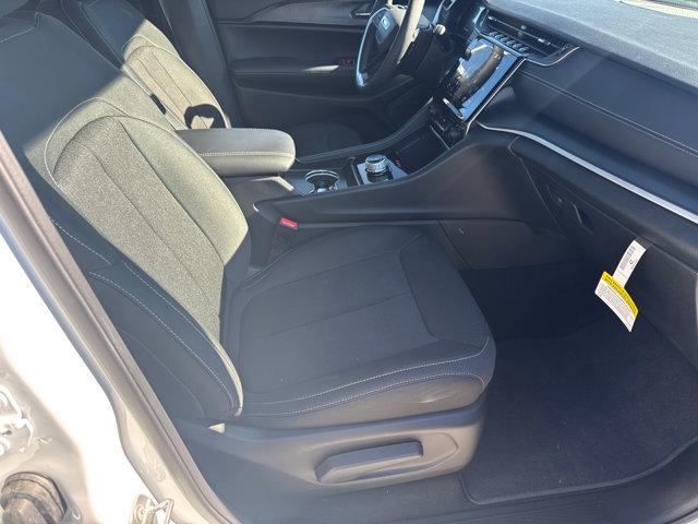 new 2025 Jeep Grand Cherokee L car, priced at $31,030