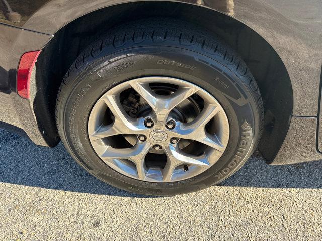 used 2017 Chrysler Pacifica car, priced at $9,995