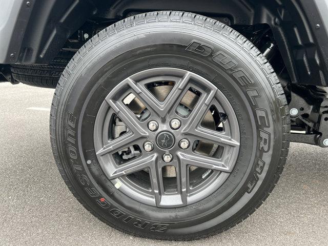 new 2026 Jeep Gladiator car, priced at $37,674