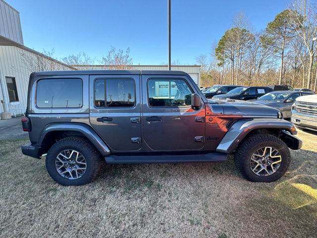 new 2025 Jeep Wrangler car, priced at $46,310