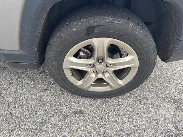 used 2023 Jeep Compass car, priced at $18,995