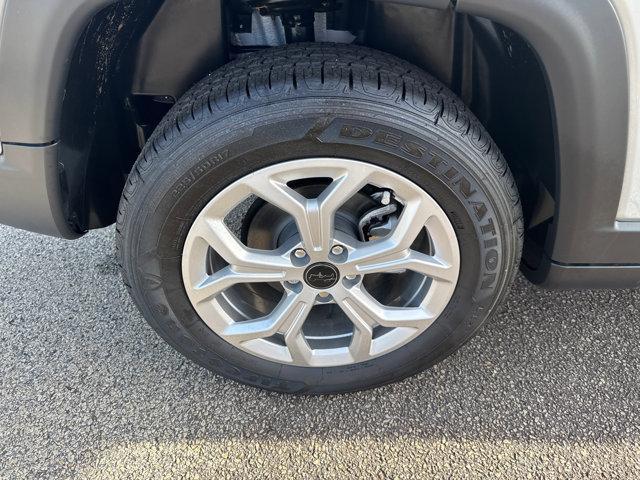 new 2025 Jeep Compass car, priced at $24,995