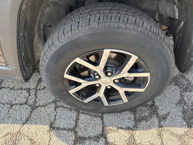 used 2024 Jeep Grand Cherokee car, priced at $32,950