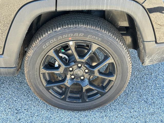 new 2025 Jeep Compass car, priced at $28,750