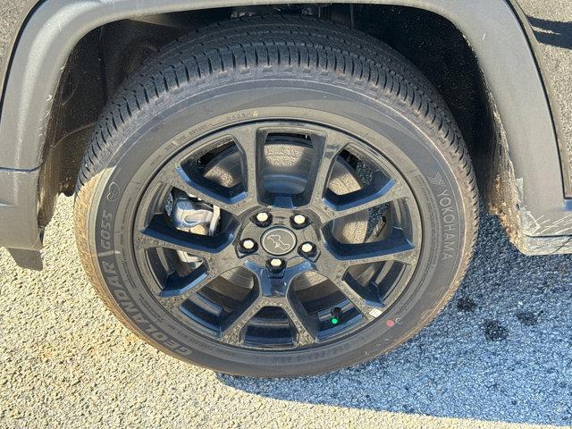 new 2025 Jeep Compass car, priced at $28,750