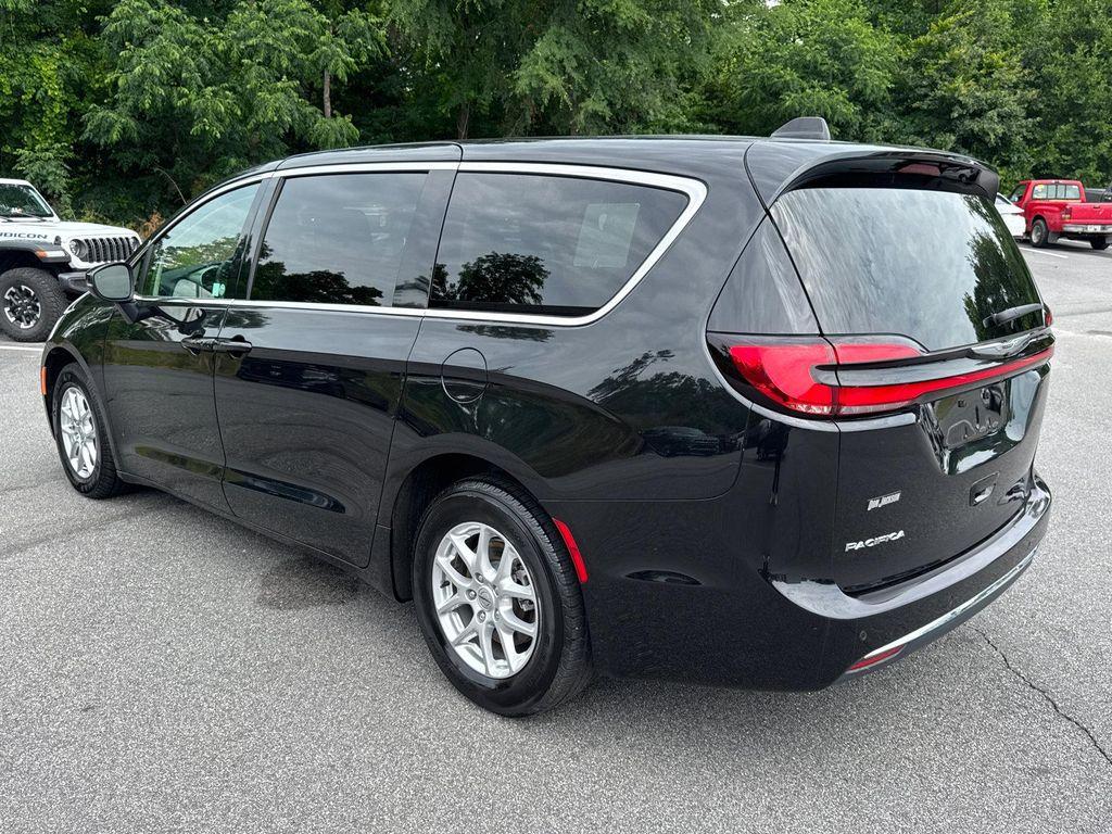used 2023 Chrysler Pacifica car, priced at $18,999