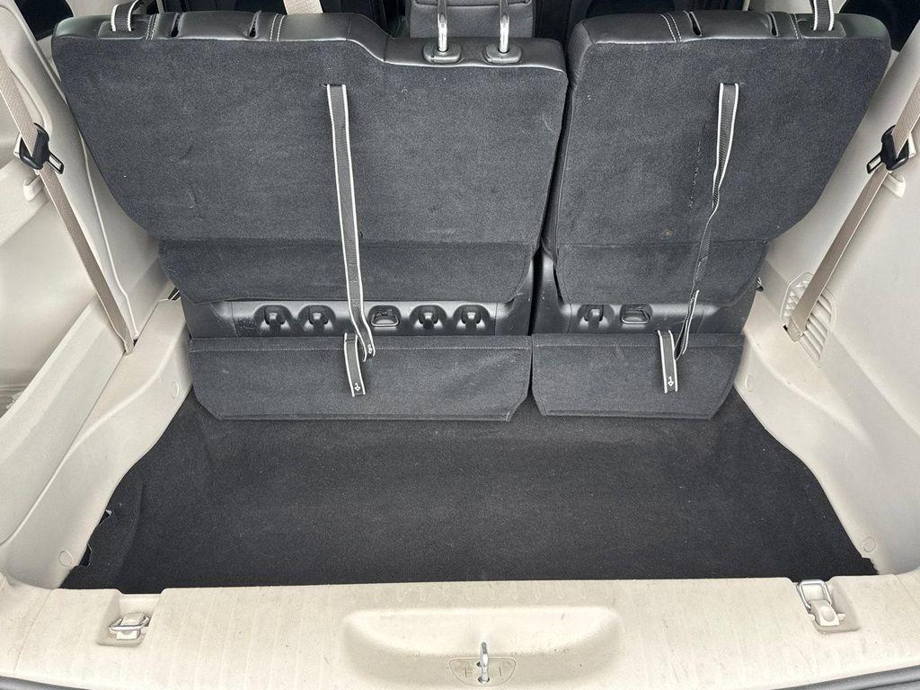 used 2023 Chrysler Pacifica car, priced at $18,999
