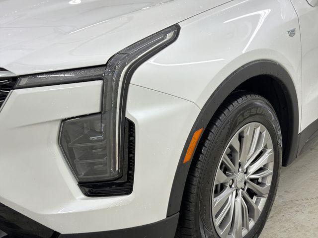 used 2024 Cadillac XT4 car, priced at $35,285