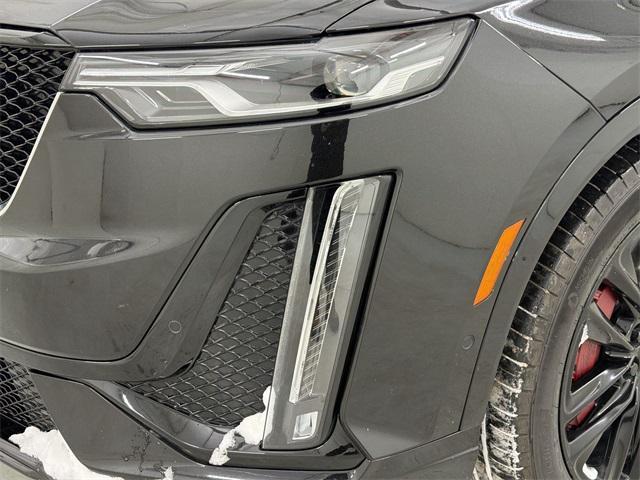 used 2024 Cadillac XT6 car, priced at $45,299