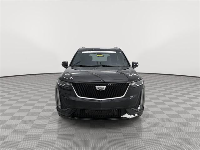 used 2024 Cadillac XT6 car, priced at $45,299
