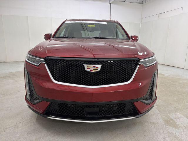 used 2025 Cadillac XT6 car, priced at $54,825
