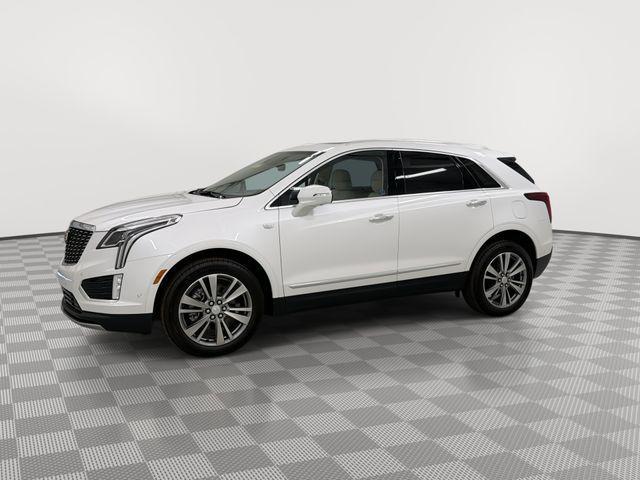 new 2025 Cadillac XT5 car, priced at $59,310