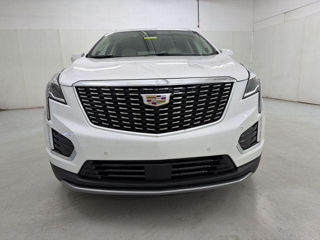 new 2025 Cadillac XT5 car, priced at $59,310