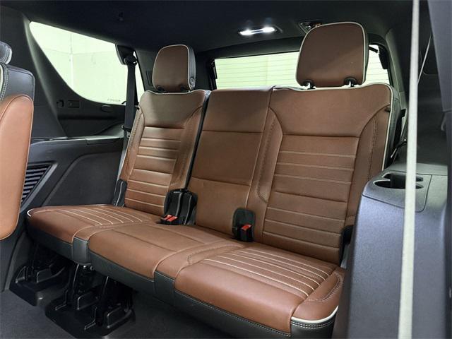 used 2024 GMC Yukon car, priced at $80,990