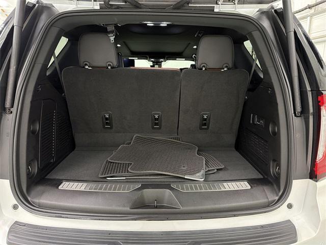 used 2024 GMC Yukon car, priced at $80,990