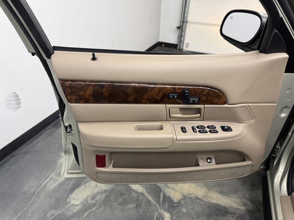 used 2004 Mercury Grand Marquis car, priced at $6,900