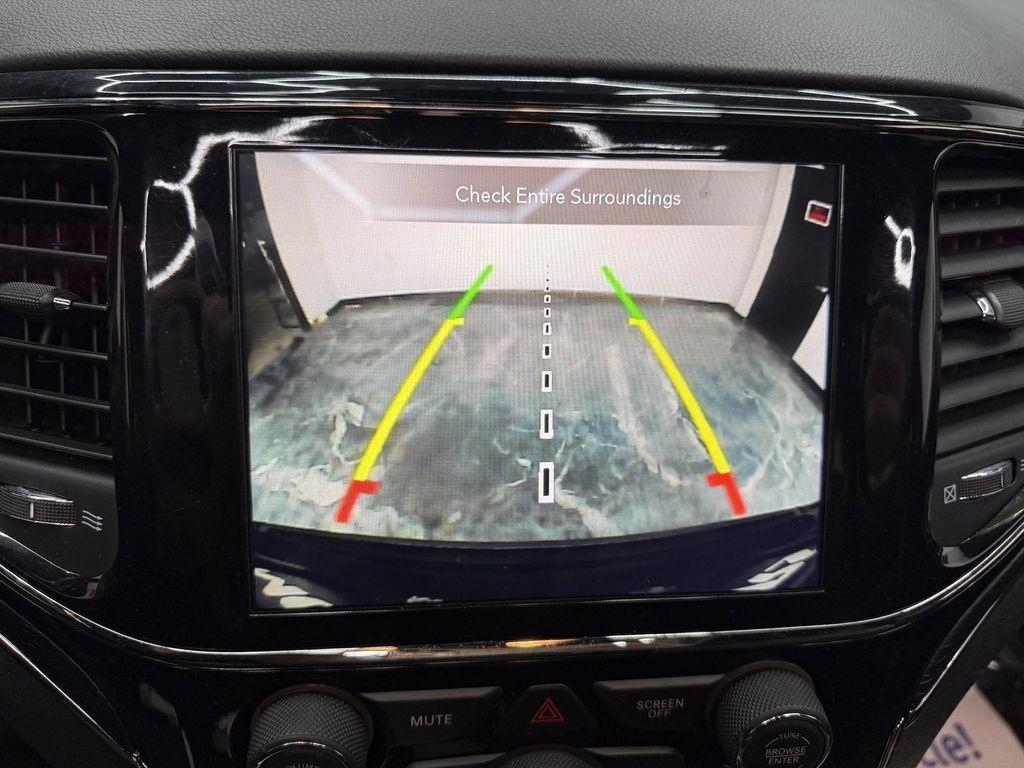 used 2021 Jeep Grand Cherokee car, priced at $26,995