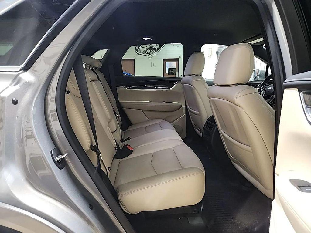 used 2019 Cadillac XT5 car, priced at $19,995