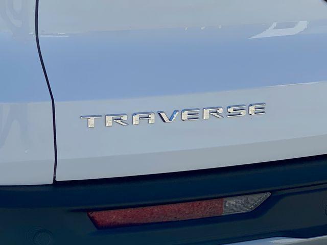 new 2026 Chevrolet Traverse car, priced at $38,226