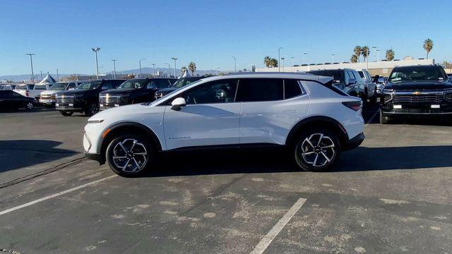 new 2026 Chevrolet Equinox EV car, priced at $34,056