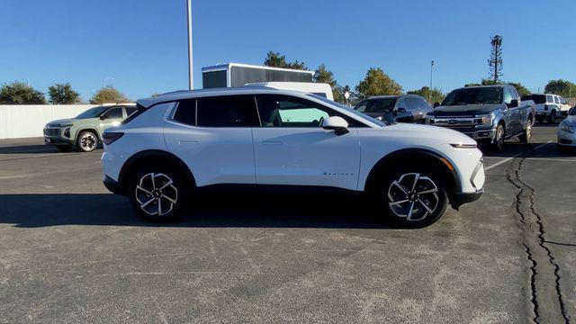 new 2026 Chevrolet Equinox EV car, priced at $34,056