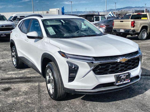 new 2026 Chevrolet Trax car, priced at $22,811