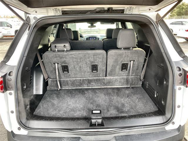 used 2023 Chevrolet Traverse car, priced at $25,911