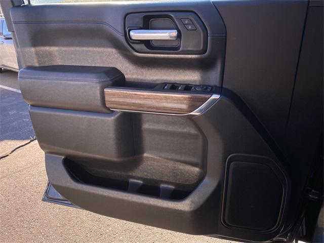 used 2022 Chevrolet Silverado 1500 car, priced at $40,911