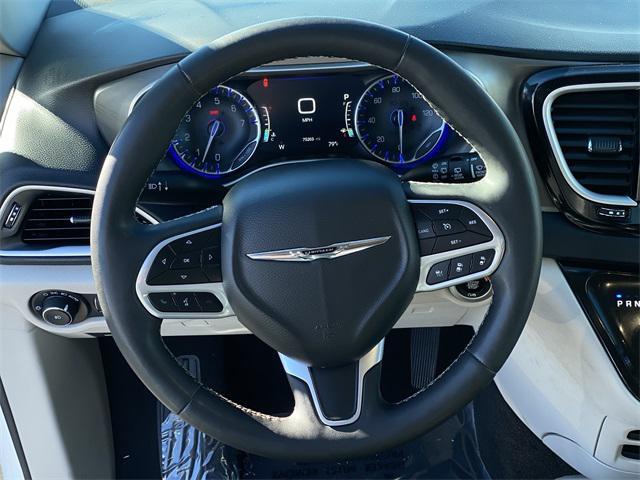 used 2023 Chrysler Pacifica car, priced at $21,711