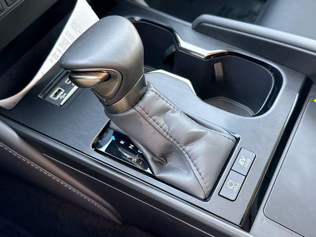 used 2025 Lexus ES 300h car, priced at $43,411