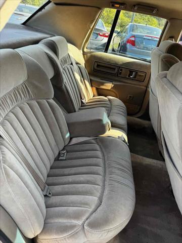 1993 Buick Roadmaster - Photo 13