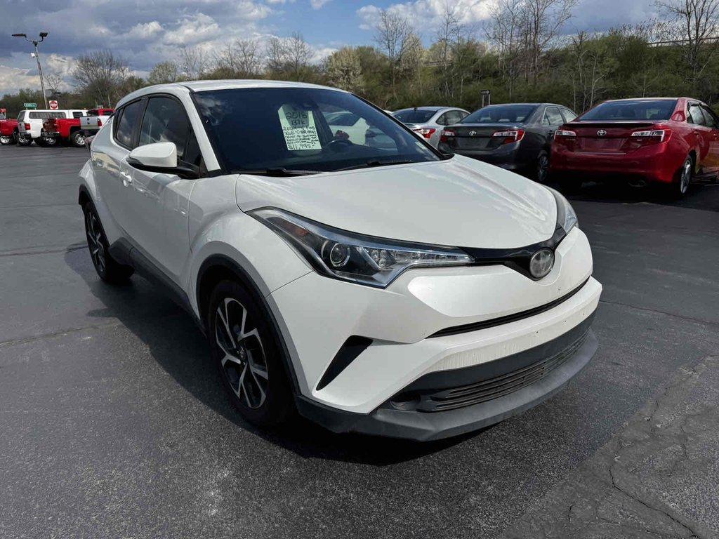 2018 Toyota C-HR XLE's photo
