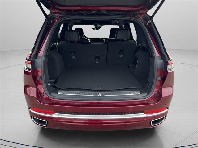 used 2022 Jeep Grand Cherokee car, priced at $36,977