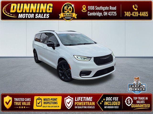 used 2023 Chrysler Pacifica car, priced at $33,577