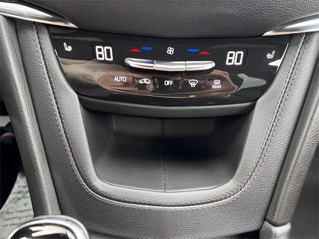 used 2022 Cadillac XT5 car, priced at $25,977