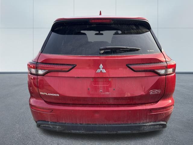 used 2022 Mitsubishi Outlander car, priced at $15,977