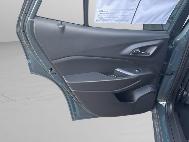 used 2025 Chevrolet Trax car, priced at $20,956