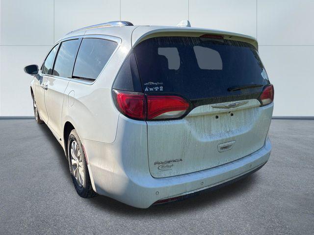 used 2018 Chrysler Pacifica car, priced at $11,444