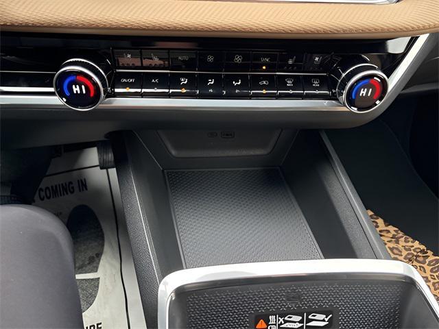 new 2026 Chevrolet Equinox car, priced at $37,527