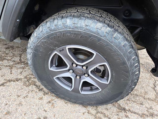 used 2021 Jeep Wrangler Unlimited car, priced at $23,641