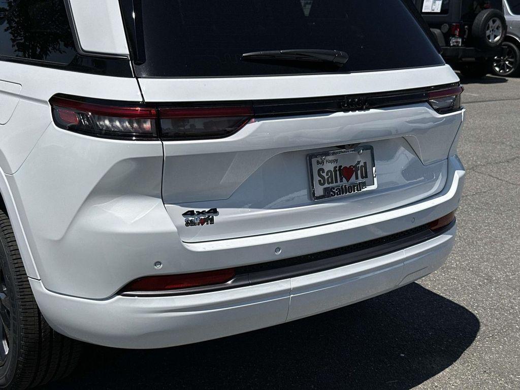 new 2026 Jeep Grand Cherokee car, priced at $48,398