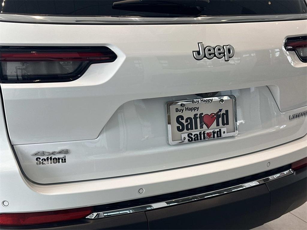 used 2025 Jeep Grand Cherokee L car, priced at $38,900