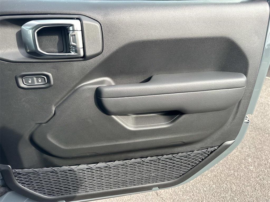 new 2026 Jeep Wrangler car, priced at $50,005