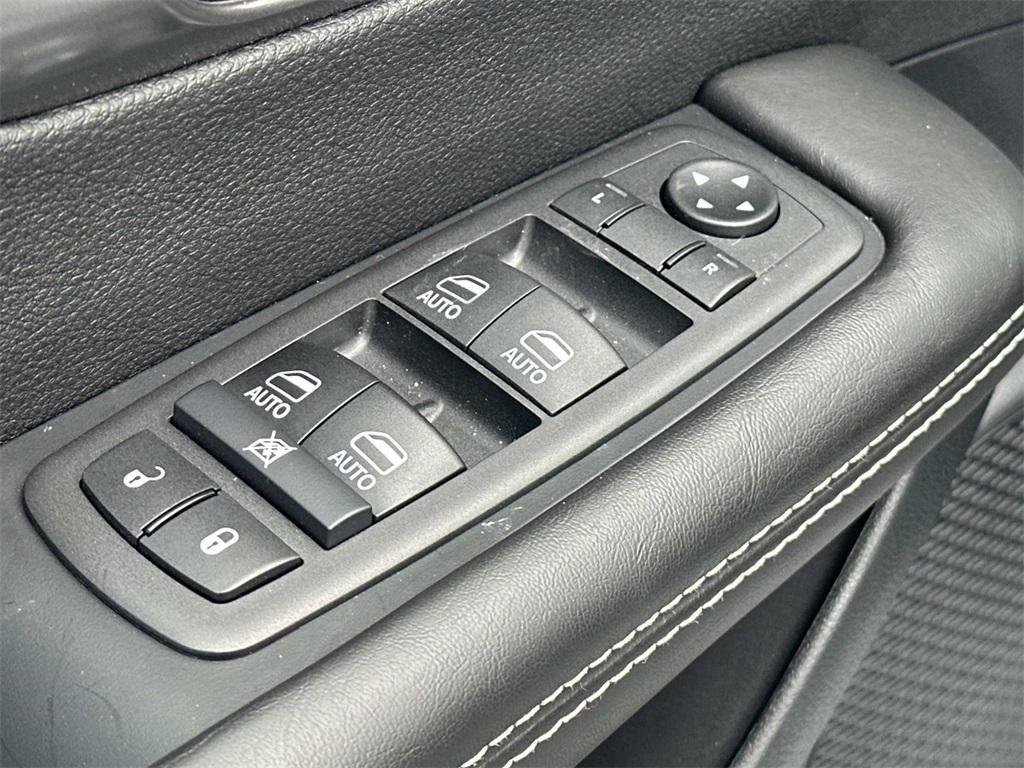 new 2026 Chrysler Pacifica car, priced at $37,705